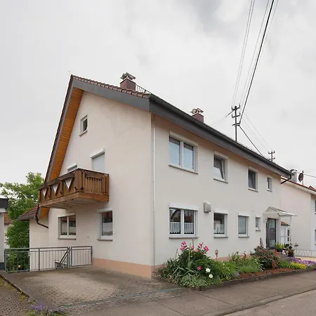 Weingaertner 아파트 Schwäbisch Gmünd